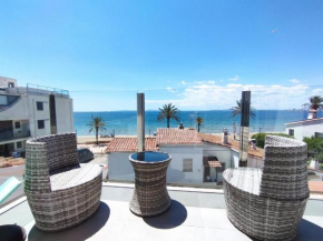 Ático Rhodes playa Roses